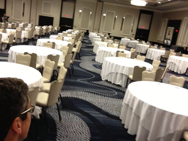 200+ business professionals for an five hours of transformational insights photo of jeff noel professional speaker in Hyatt Regency New Orleans