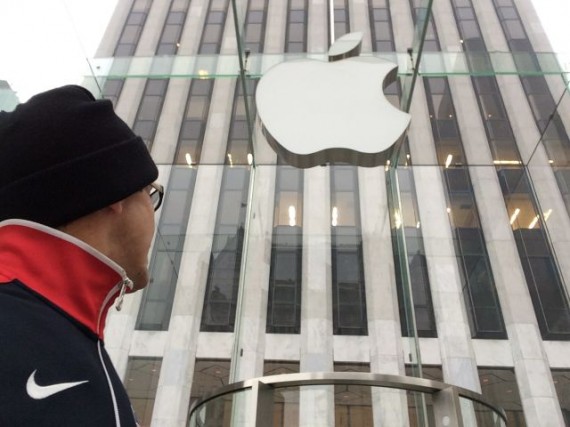 Apple Store 5th Ave and jeff noel