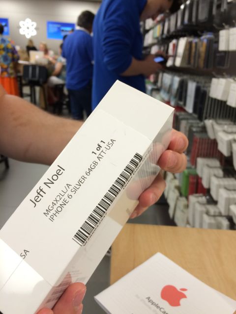 iPhone 6 in box addressed to jeff noel