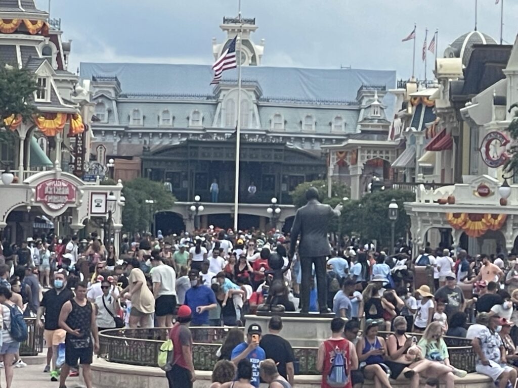Crowded Disney main street